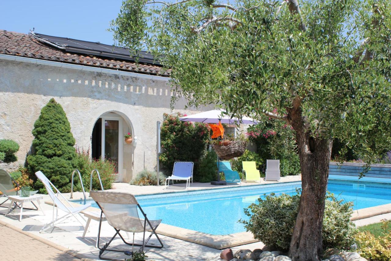 Les Charmes De Vincent - Le Loft Cabernet Bed & Breakfast Fronsac  Exterior photo