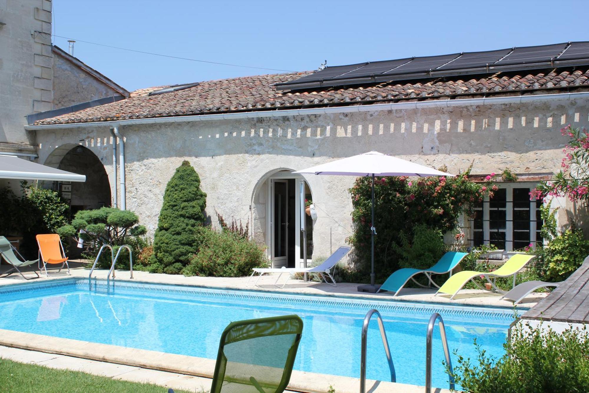 Les Charmes De Vincent - Le Loft Cabernet Bed & Breakfast Fronsac  Exterior photo